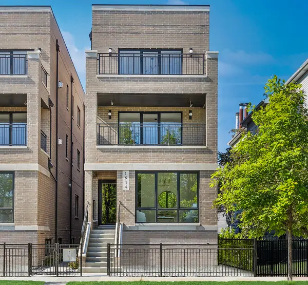 Address Withheld By Seller, Chicago, IL 60622