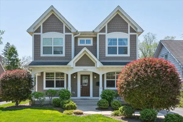 1063 Osterman Avenue, Deerfield, IL 60015
