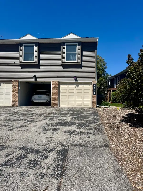 2430 E 51st Street #C, Davenport, IA 52807