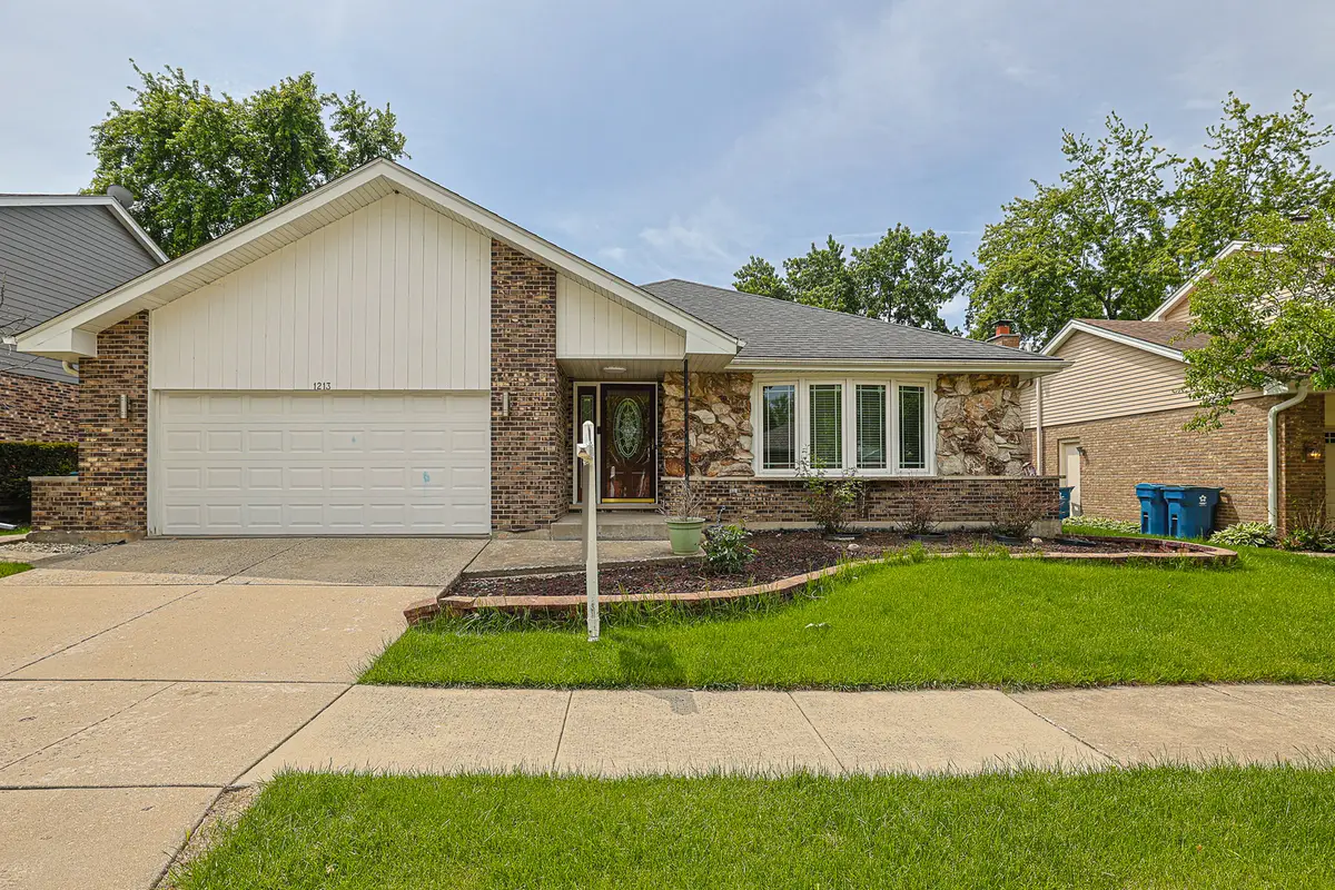1213 Hawkins Avenue, Downers Grove, IL 60516 - #1