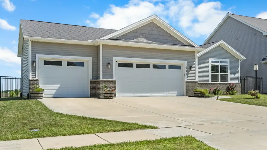 1012 Declaration Drive, Savoy, IL 61874 - #2