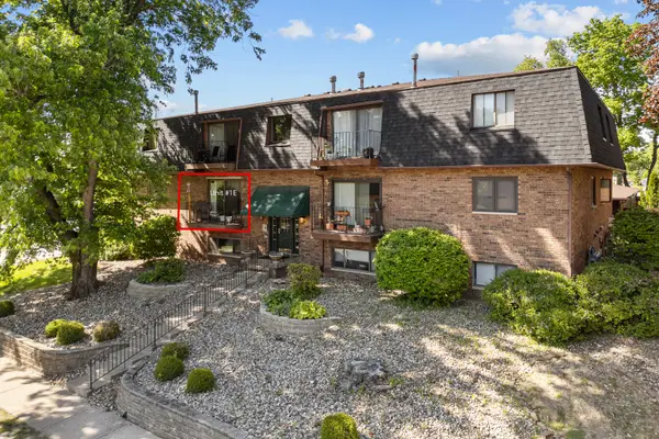 2501 26th Avenue Court #1-E, Rock Island, IL 61201
