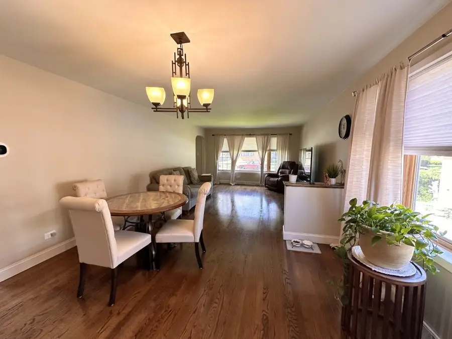 10021 Minnick Avenue, Oak Lawn, IL 60453 - #3