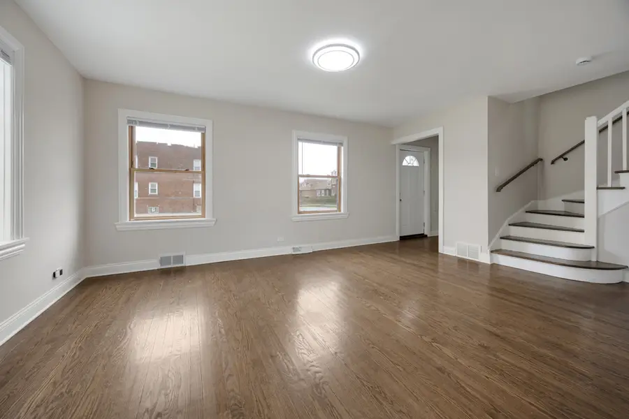 8435 S Cregier Avenue, Chicago, IL 60617 - #3