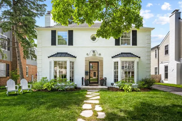 1943 Greenwood Avenue, Wilmette, IL 60091