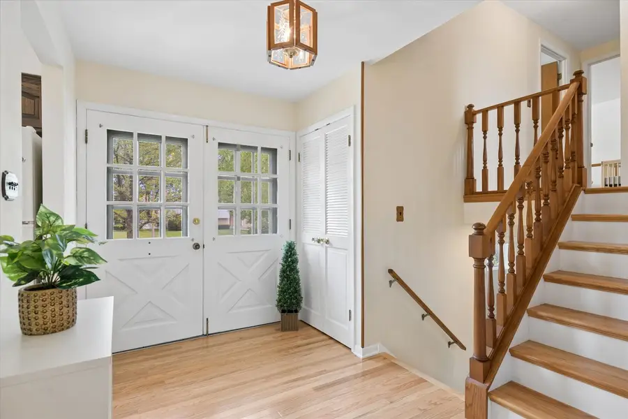 2406 N Lafayette Street, Arlington Heights, IL 60004 - #2