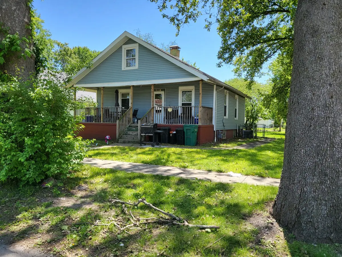 2204 E Stuart Street, Springfield, IL 62703 - #1