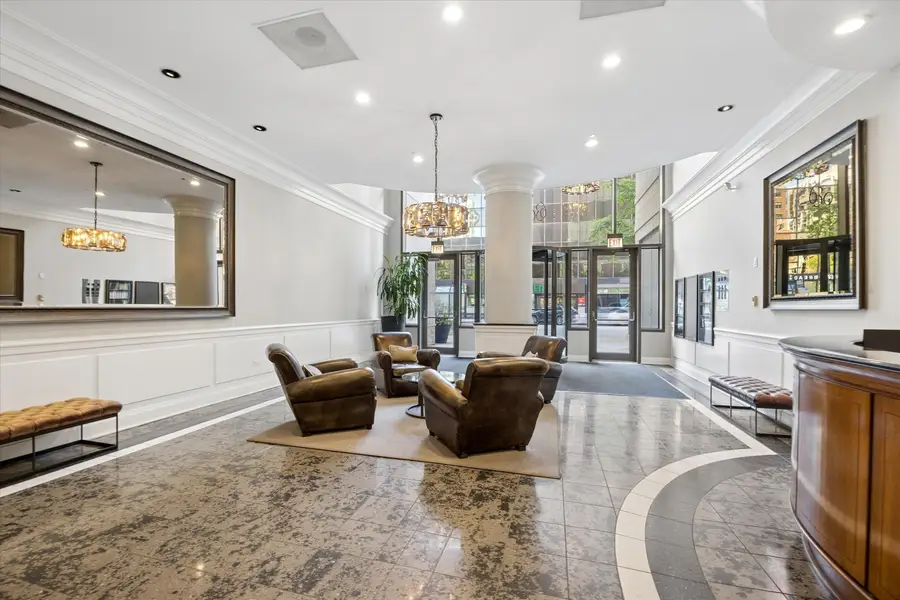 630 N State Street #1305, Chicago, IL 60654 - #3
