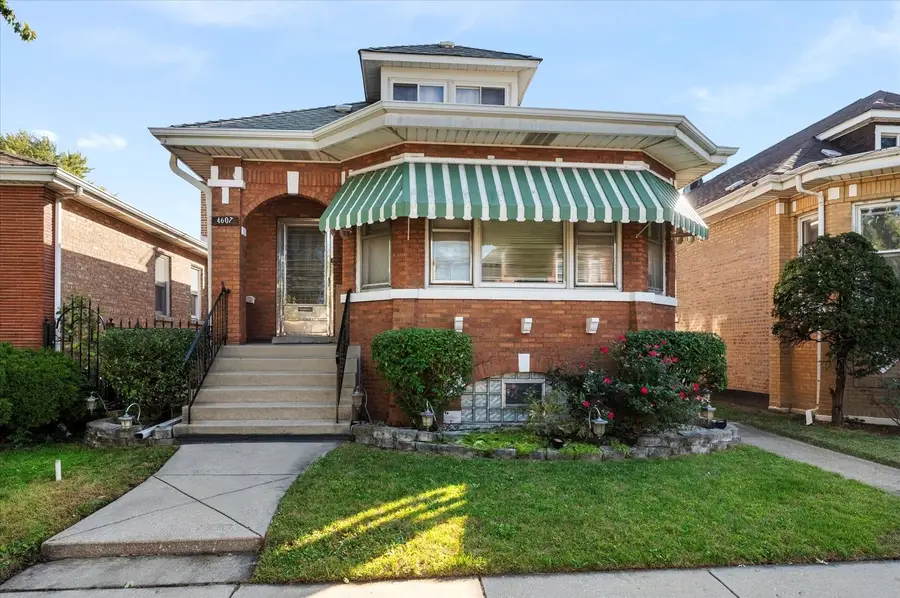 4607 S Karlov Avenue, Chicago, IL 60632 - #2