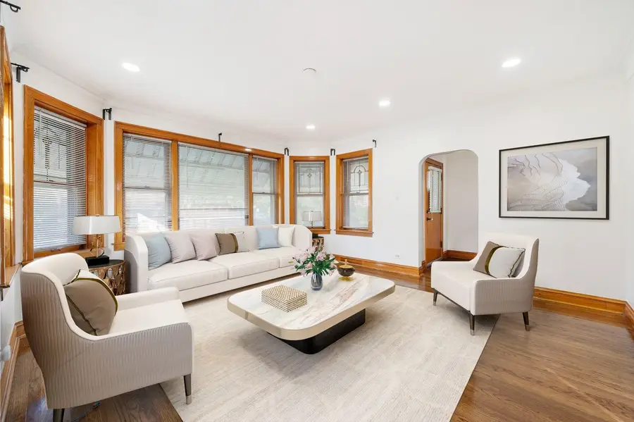 4607 S Karlov Avenue, Chicago, IL 60632 - #3