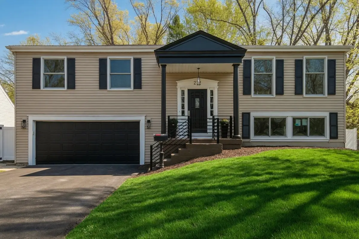 212 S River Road, Naperville, IL 60540 - #1