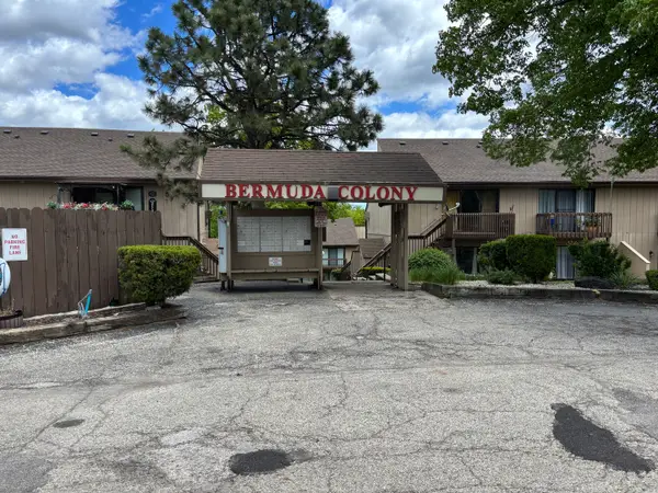 36 Bermuda Colony #5, Fox Lake, IL 60020