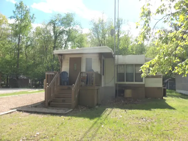 21/216 Woodhaven, Sublette, IL 61367