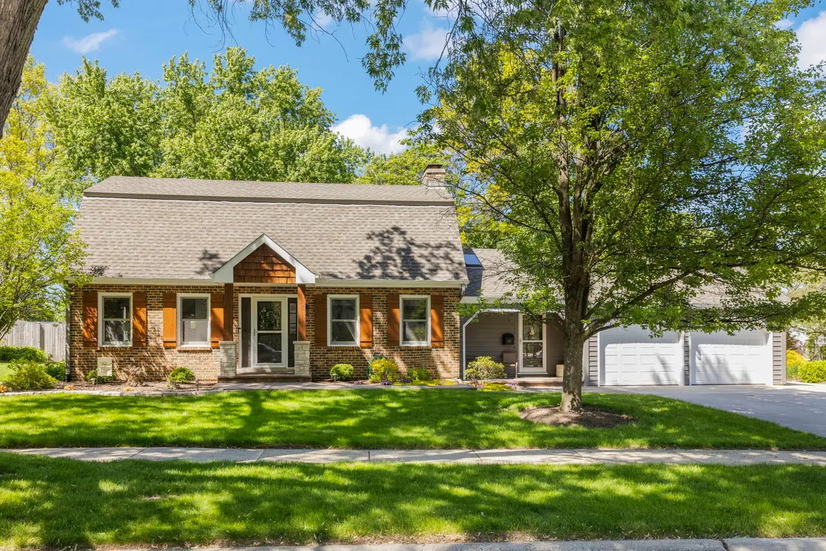 105 Thrush Lane, Naperville, IL 60540 - #1