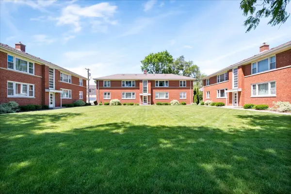 12 N Home Avenue #2W, Park Ridge, IL 60068