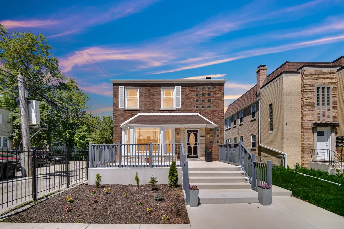 2744 W Catalpa Avenue, Chicago, IL 60625 - #1