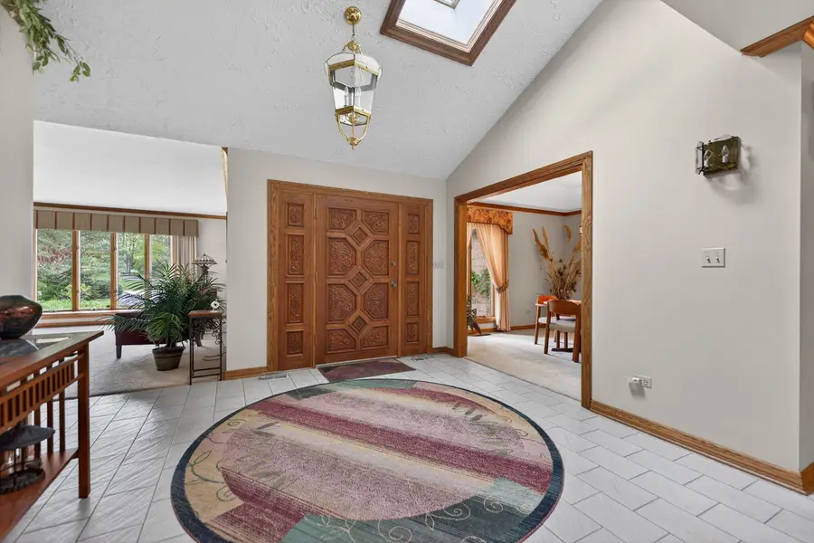 34 Carlisle Road, Hawthorn Woods, IL 60047 - #3