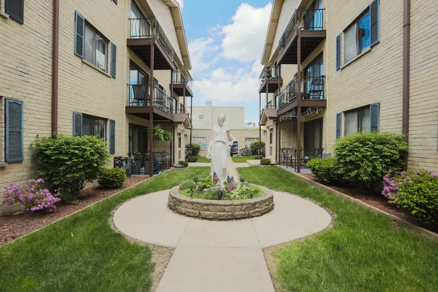 7218 W Wrightwood Avenue #107, Elmwood Park, IL 60707 - #2