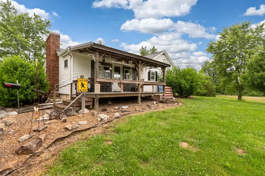 6687 Route 166, Creal Springs, IL 62922 - #3