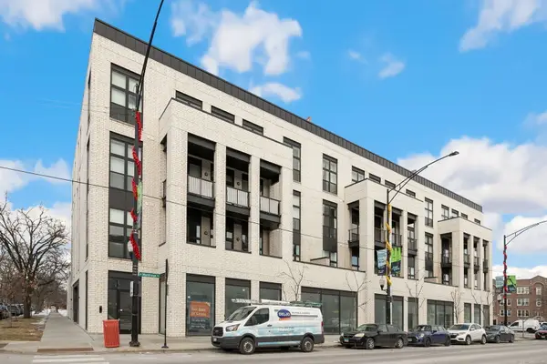 4405 N Richmond Street #205, Chicago, IL 60625