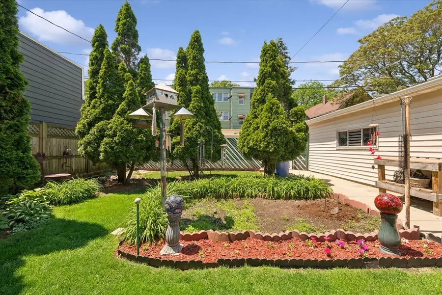 4924 N Seeley Avenue, Chicago, IL 60625 - #3
