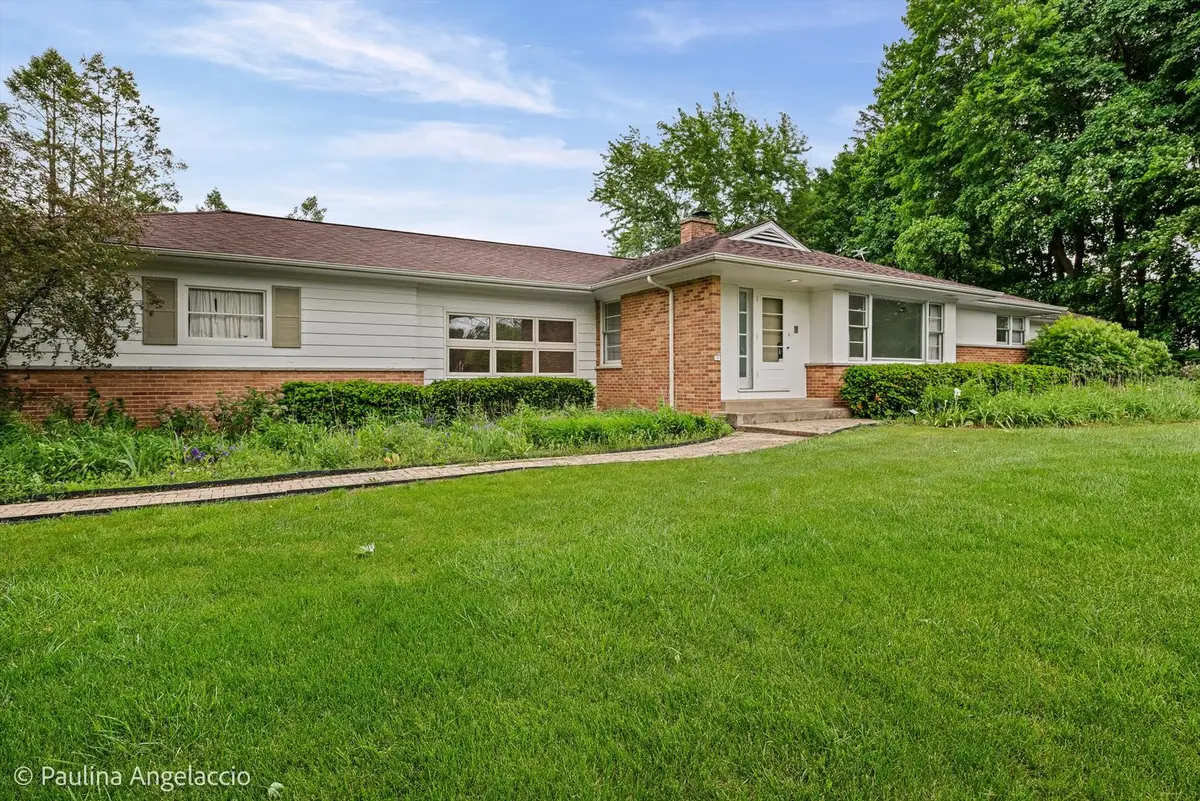 593 Cumnock Road, Inverness, IL 60067 - #1