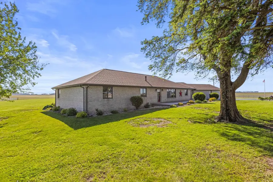 12317 N 1100 East Road, Catlin, IL 61817 - #2