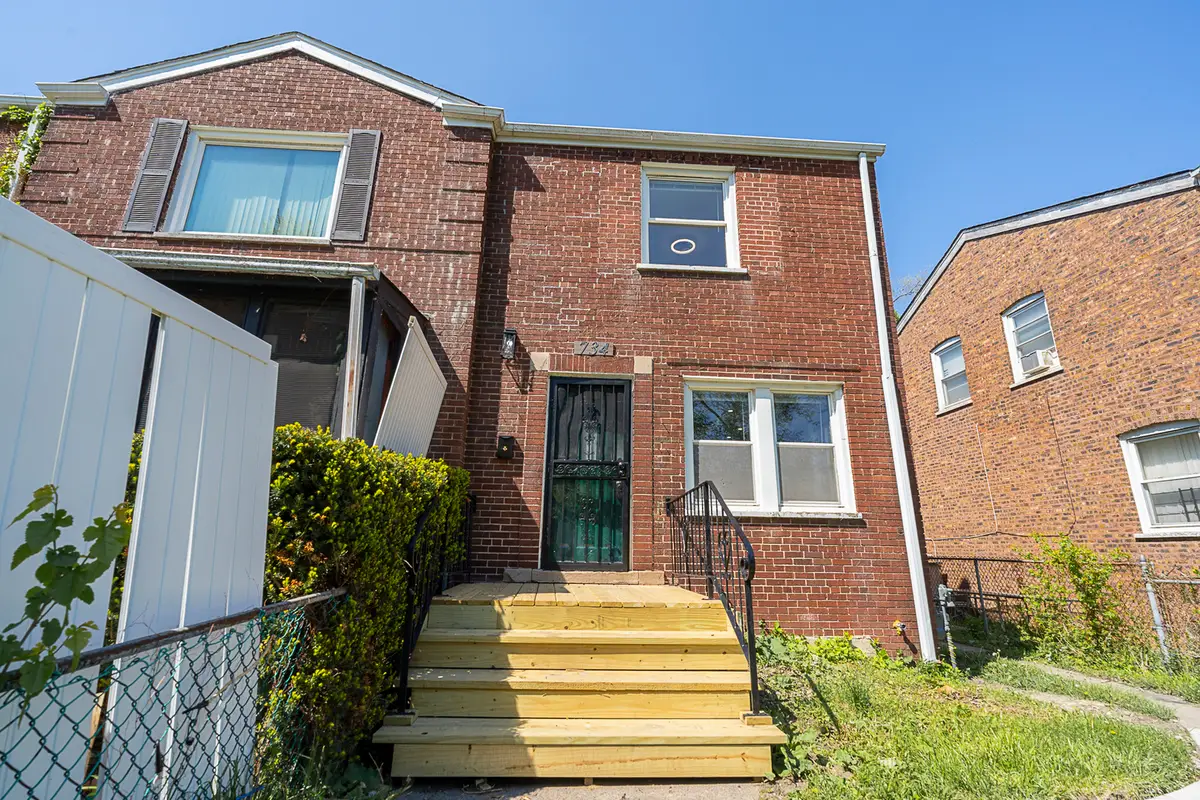 734 E 105th Street, Chicago, IL 60628 - #1