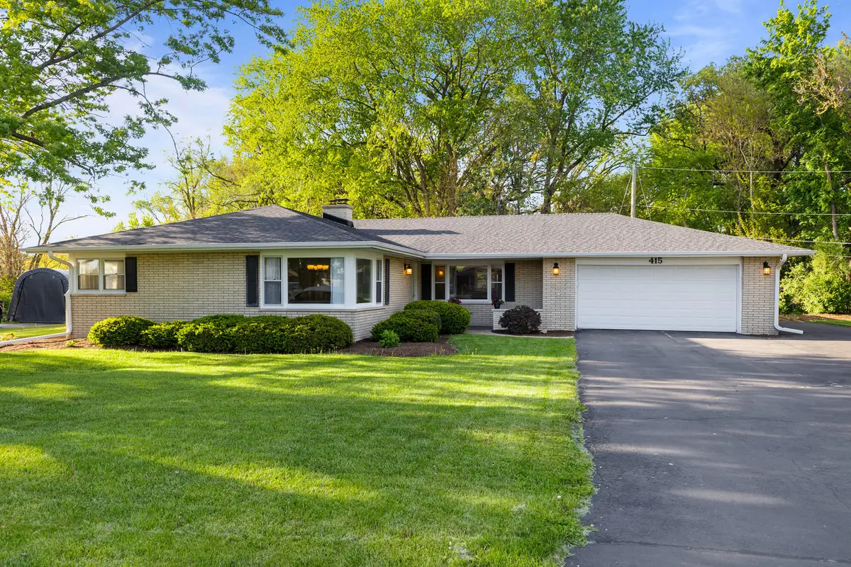 415 Maplewood Drive, Sycamore, IL 60178 - #1