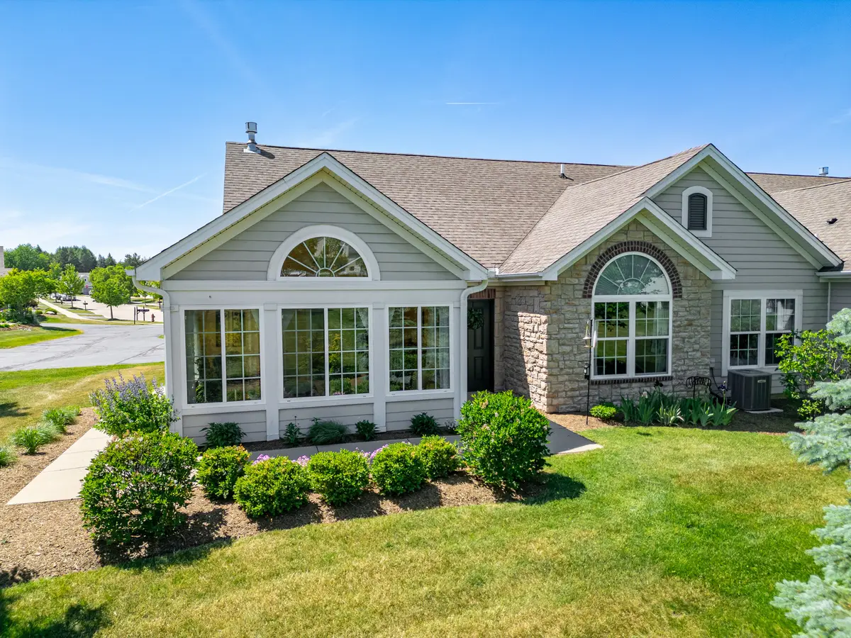 638 Handel Lane, Woodstock, IL 60098 - #1