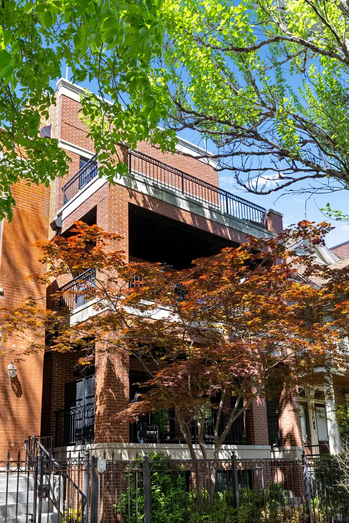 3252 N Seminary Avenue #3, Chicago, IL 60657 - #1