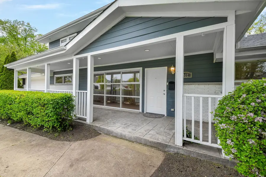 532 Ranch Road, Wheaton, IL 60187 - #2