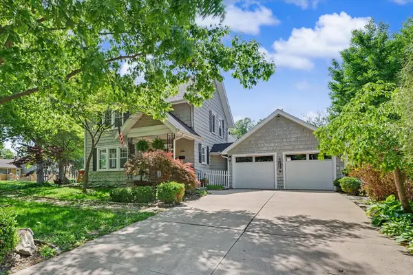 1202 W Healey Street, Champaign, IL 61821
