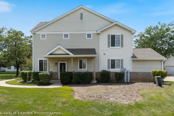 27 Freesia Drive #399, Romeoville, IL 60446