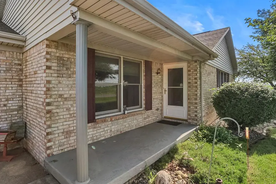 608 E Oaks Road, Urbana, IL 61802 - #3