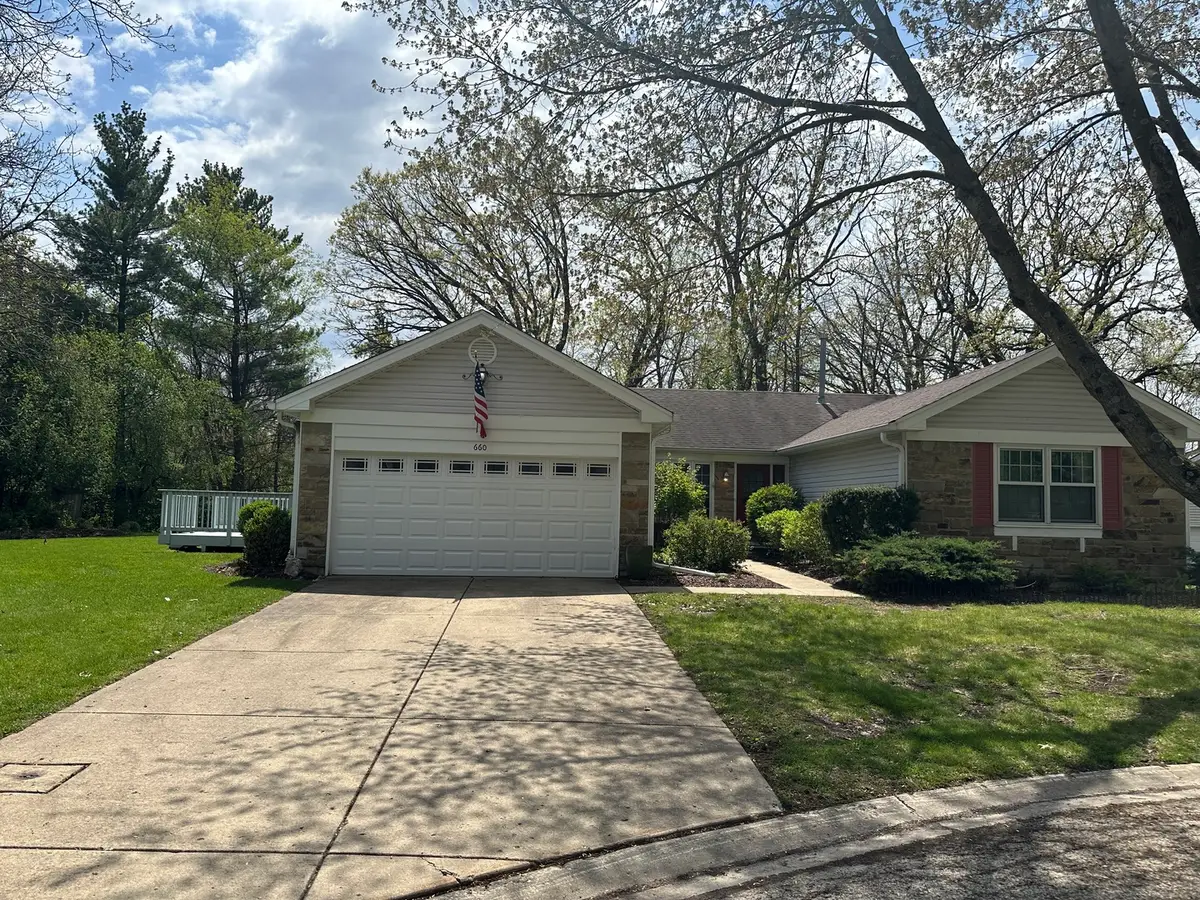 660 Juniper Circle, Algonquin, IL 60102 - #1