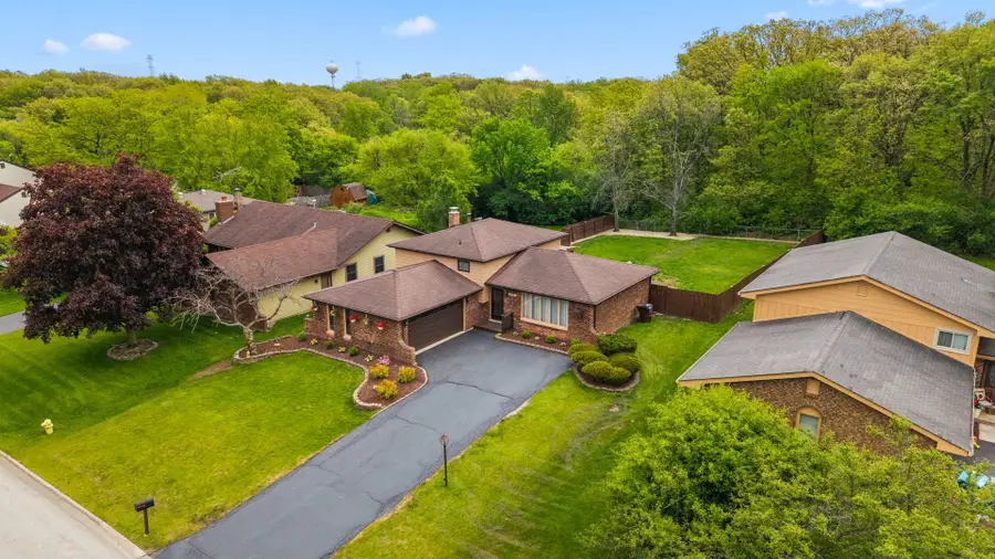 900 Carol Lane, Crete, IL 60417 - #2