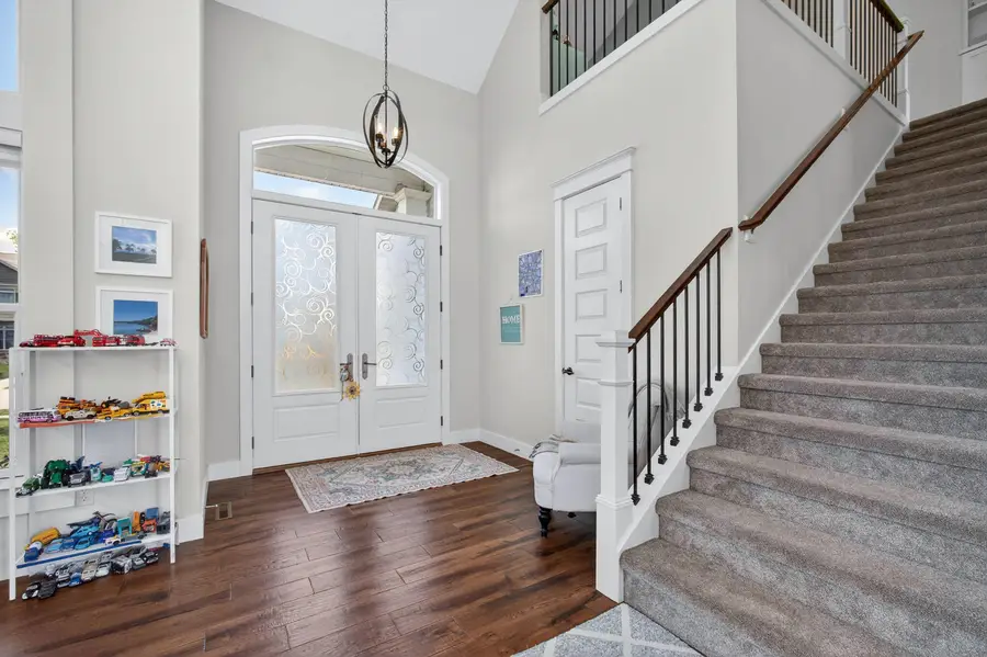 5700 Emily Road, Bettendorf, IA 52722 - #2