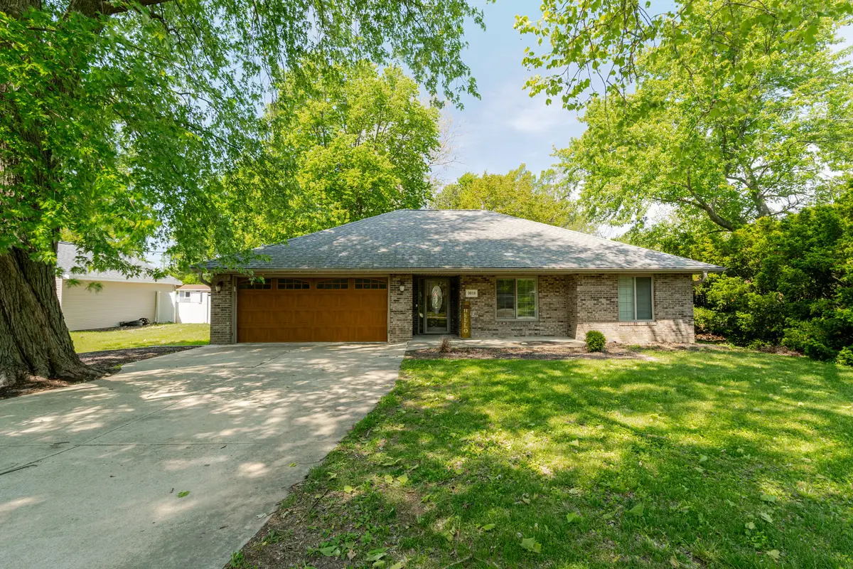 3018 Springfield Road, East Peoria, IL 61611 - #1