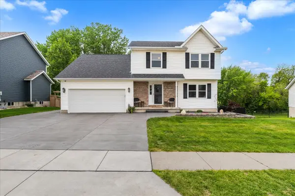 6140 N Thornwood Avenue, Davenport, IA 52806