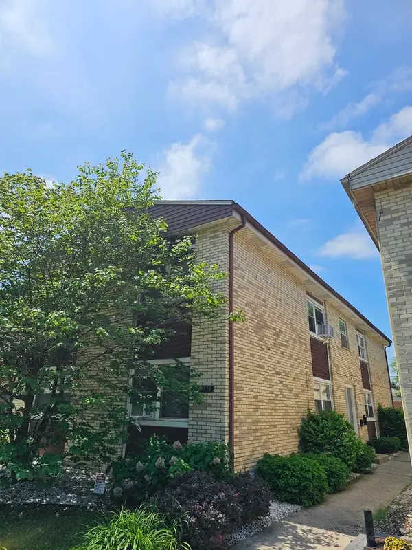 5330 S 73rd Court, Summit, IL 60501
