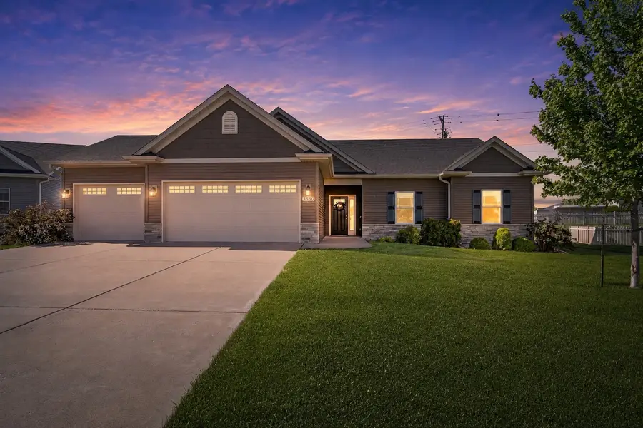 3550 Deckard Drive, Bettendorf, IA 52722 - #2