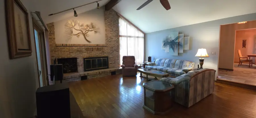 12N320 Jackson Drive, Elgin, IL 60124 - #3