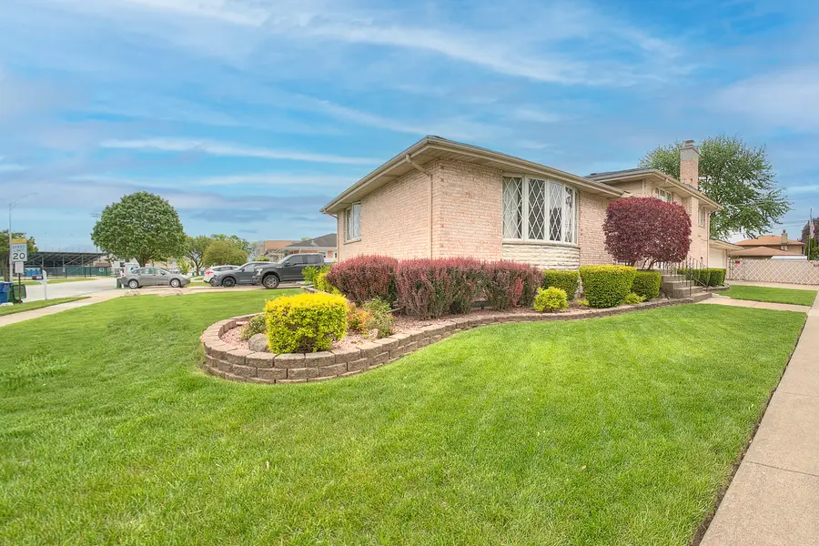 9300 Austin Avenue, Oak Lawn, IL 60453 - #2