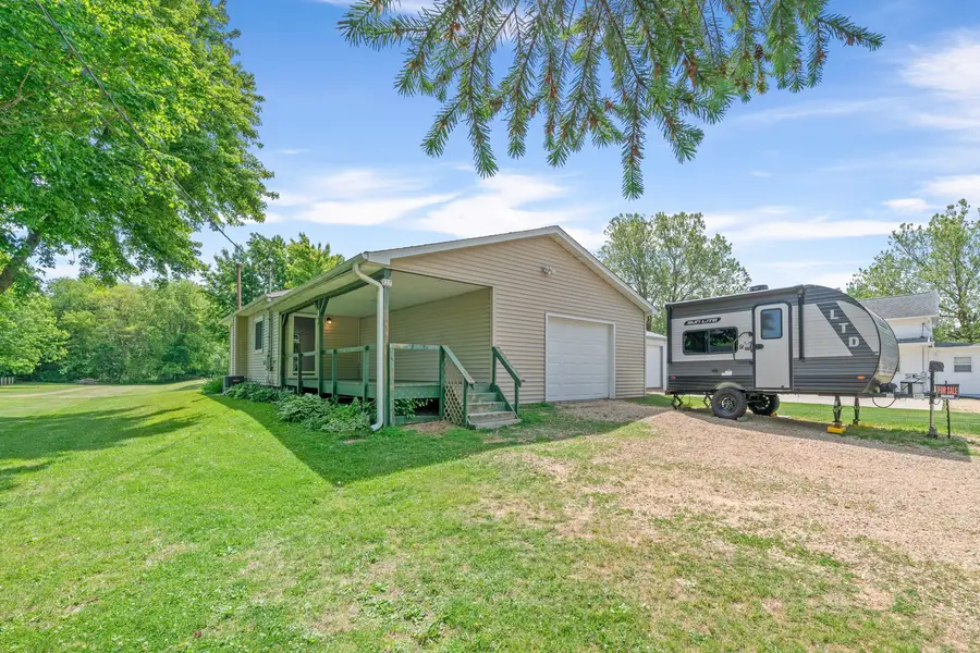 237 Chapman Street, Paw Paw, IL 61353 - #2