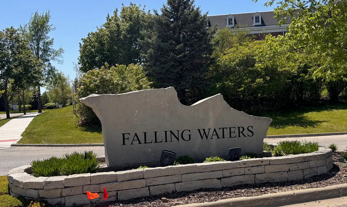 3142 Falling Waters Lane #3142, Lindenhurst, IL 60046 - #1