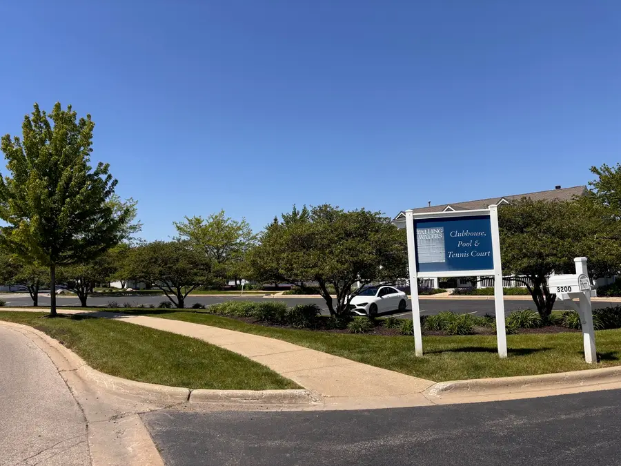 3142 Falling Waters Lane #3142, Lindenhurst, IL 60046 - #2