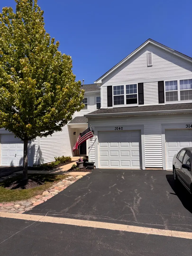 3142 Falling Waters Lane #3142, Lindenhurst, IL 60046 - #3