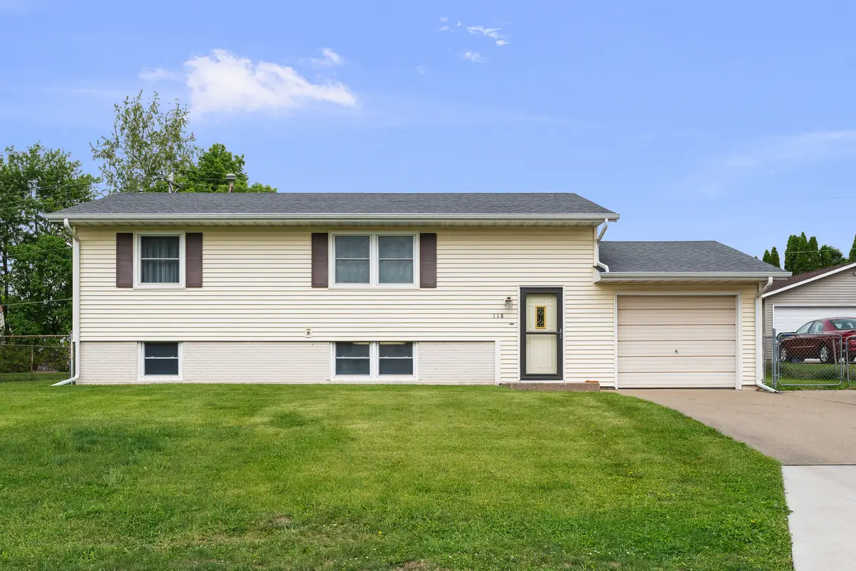 118 E Lamphere Drive, Blue Grass, IA 52726 - #1