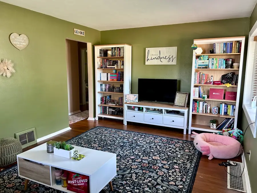 2208 W Vernon Court, Peoria, IL 61604 - #2